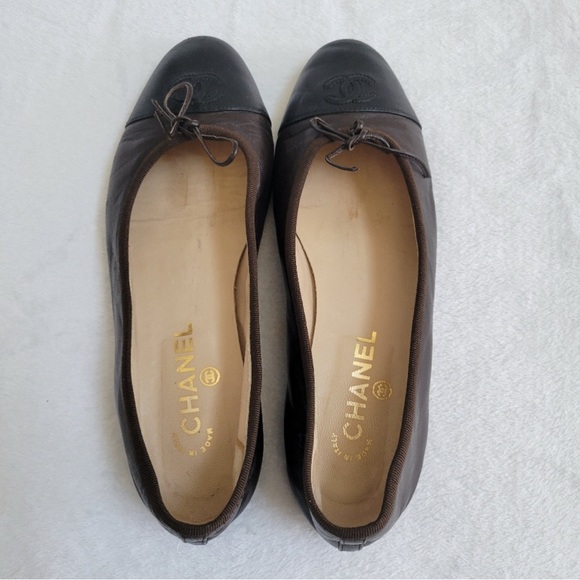 Chanel CC Bow Front Ballerina Flats - Picture 4 of 10